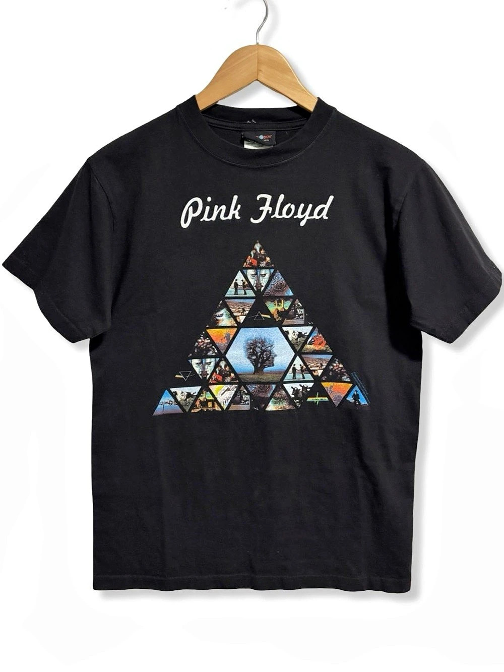 Vintage 2005 Pink Floyd Dark Side of the Moon Graphic Tee in Black Like New